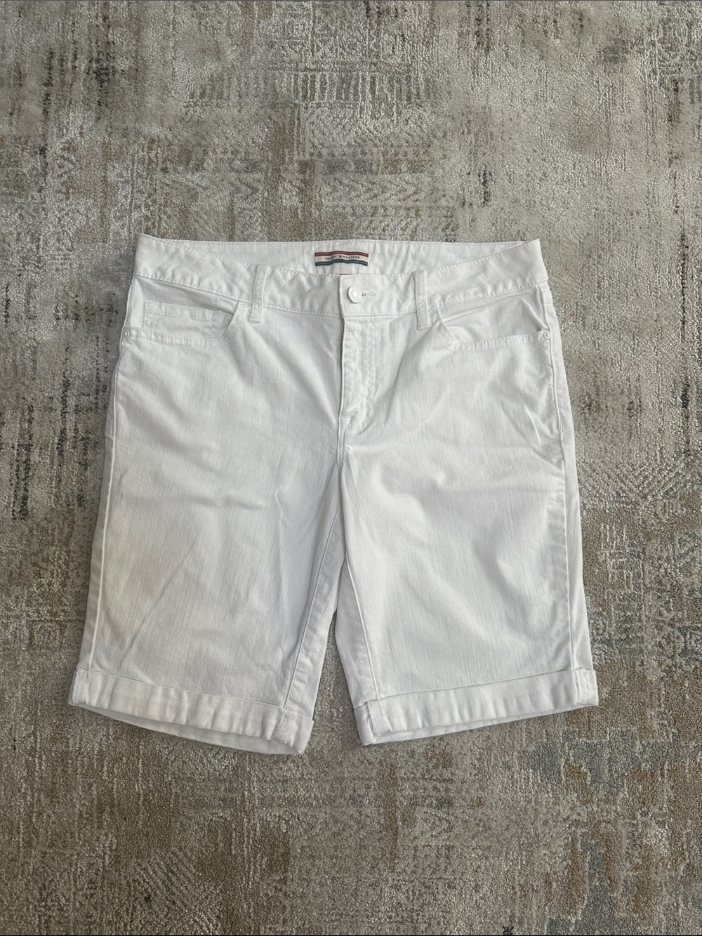 Tommy Hilfiger White Women's Cuffed Bermuda Shorts